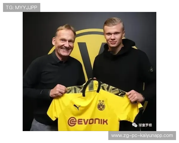 哈兰德球童生日会低调出席，被赞暖男本色