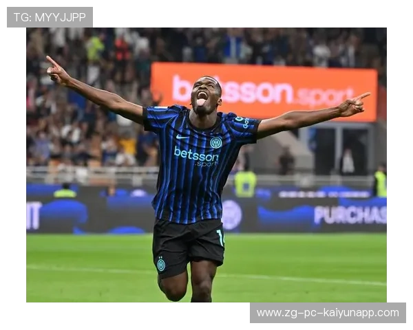 国际米兰—图拉姆高点争顶化作进球